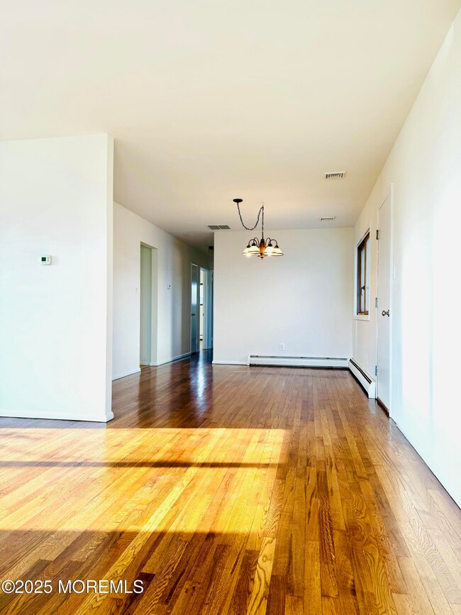 922 Capstan Dr, Forked River, NJ 08731 - photo 5