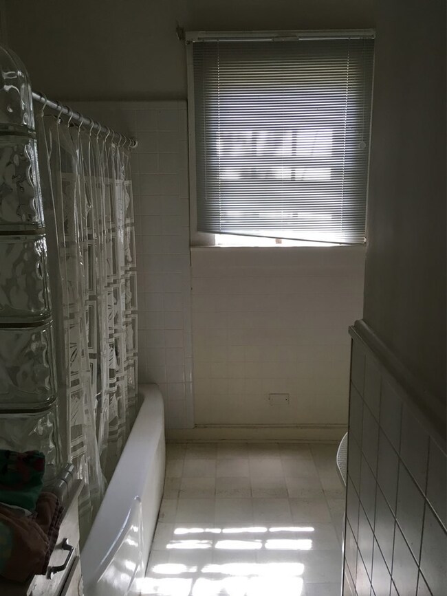 307 E 4th St, Donalsonville, GA 39845 - photo 7