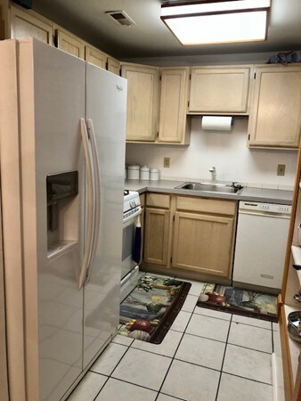 9 Longworth Ave unit 134, Brockton, MA 02301 - photo 6