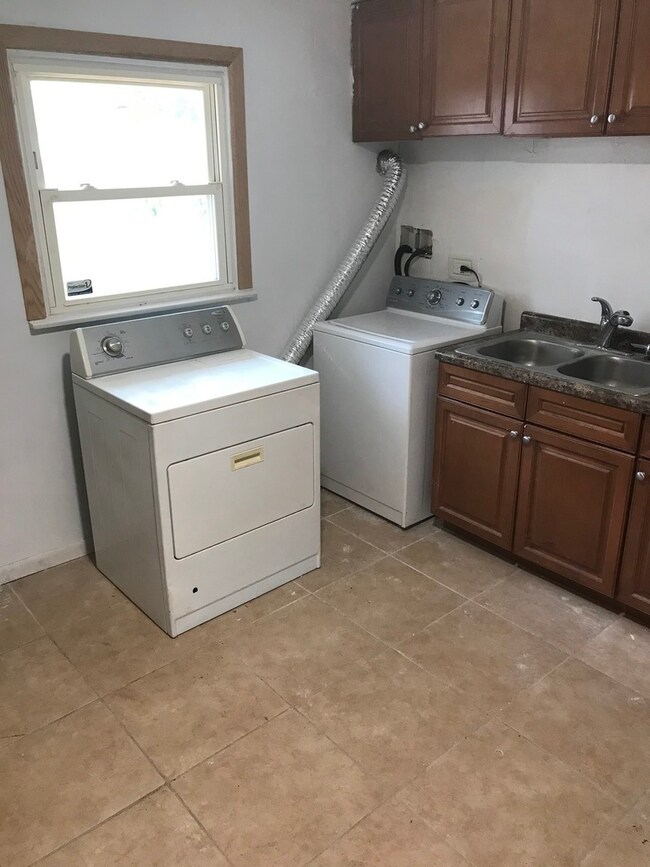 18910 John Ave, Country Club Hills, IL 60478 - photo 5