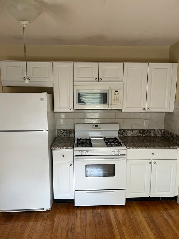 28-30 Bellvale St unit 2, Malden, MA 02148 - photo 2