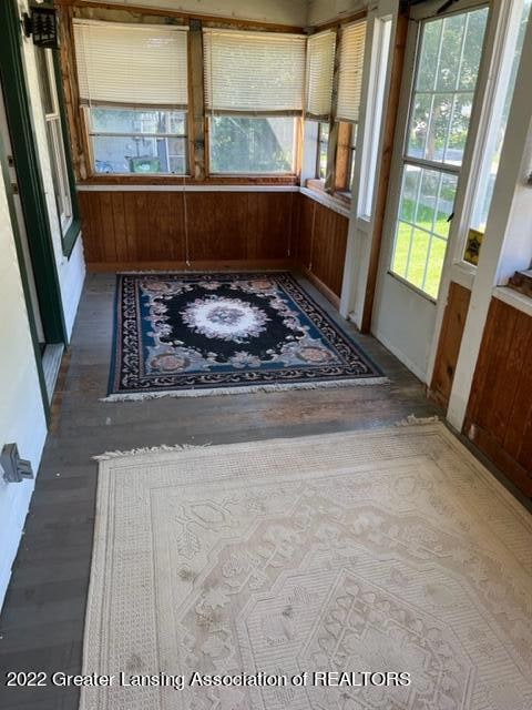 1422 Roosevelt Ave, Lansing, MI 48915 - photo 4