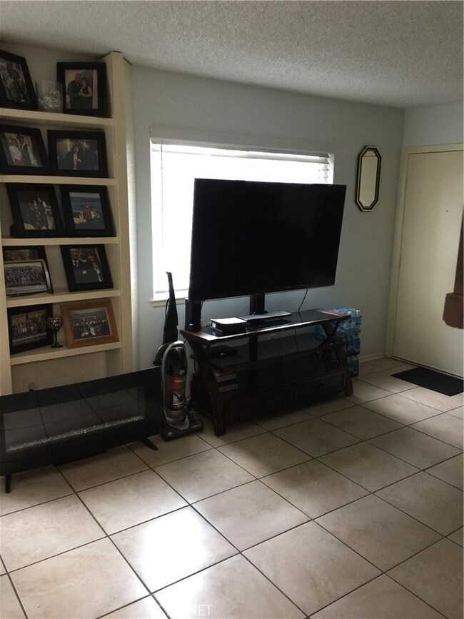 3449 20th St, Highland, CA 92346 - photo 5