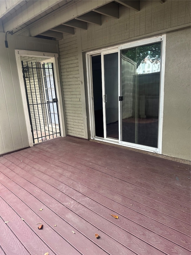 Lage size Patio