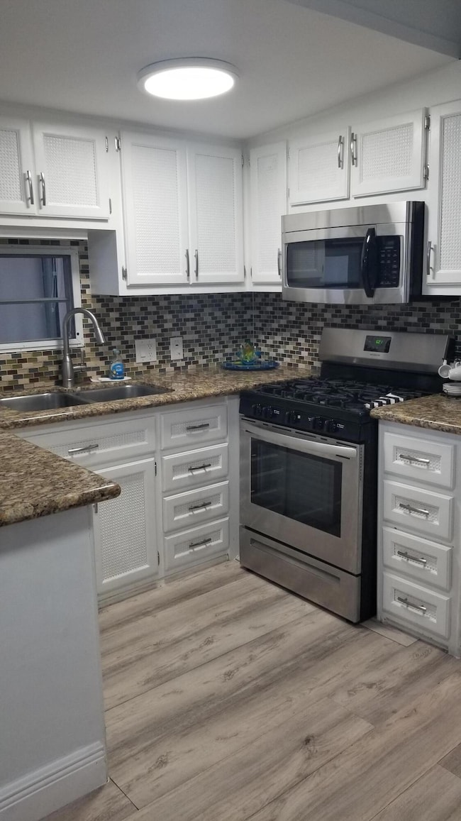 105 Kitchen