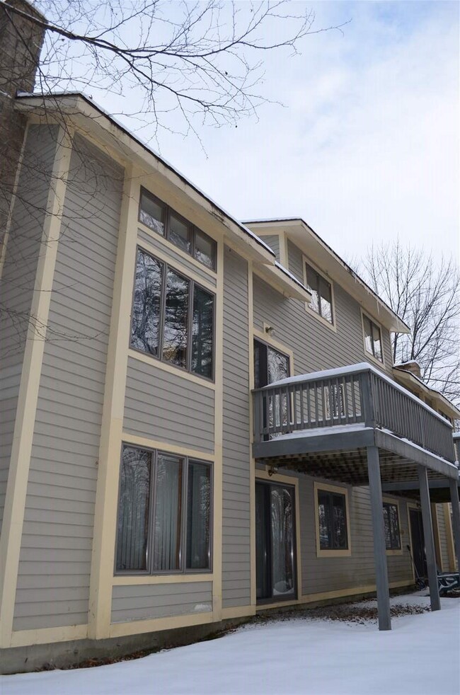 53 Westwood Rd unit 3-D, Ludlow, VT 05149 - photo 3