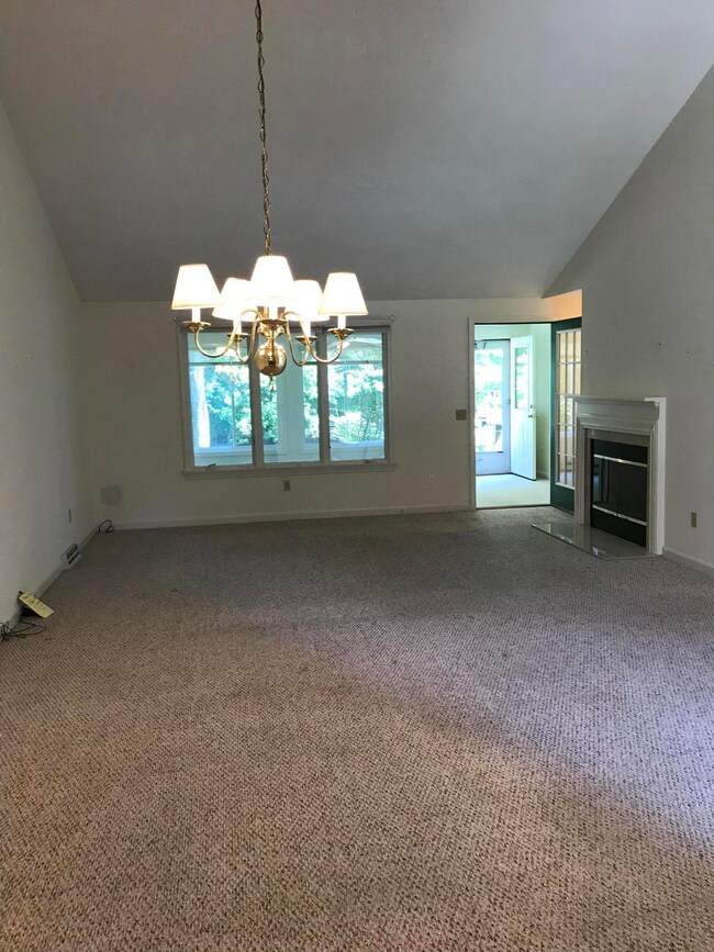 2 Friendship Ct, Mashpee, MA 02649 - photo 3