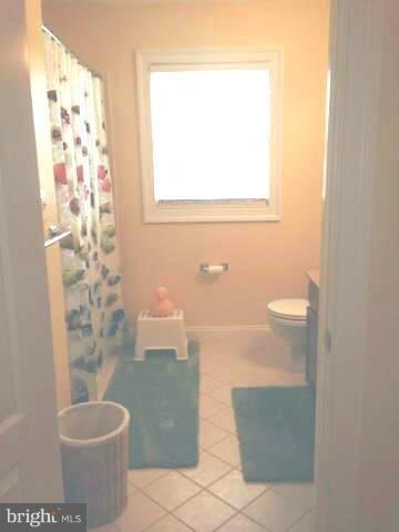 346 Ridge Rd, Washington Grove, MD 20880 - photo 4