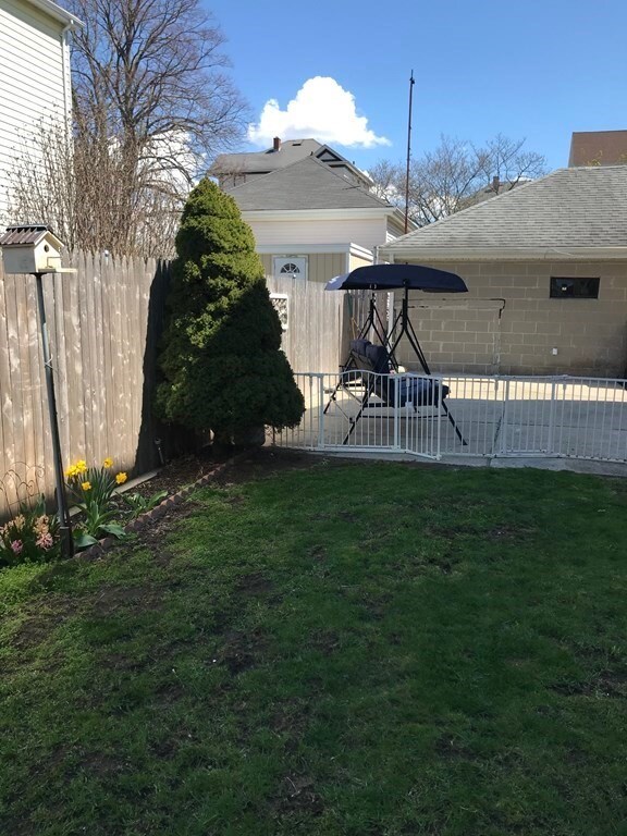 136 Horton St, Fall River, MA 02723 - photo 6