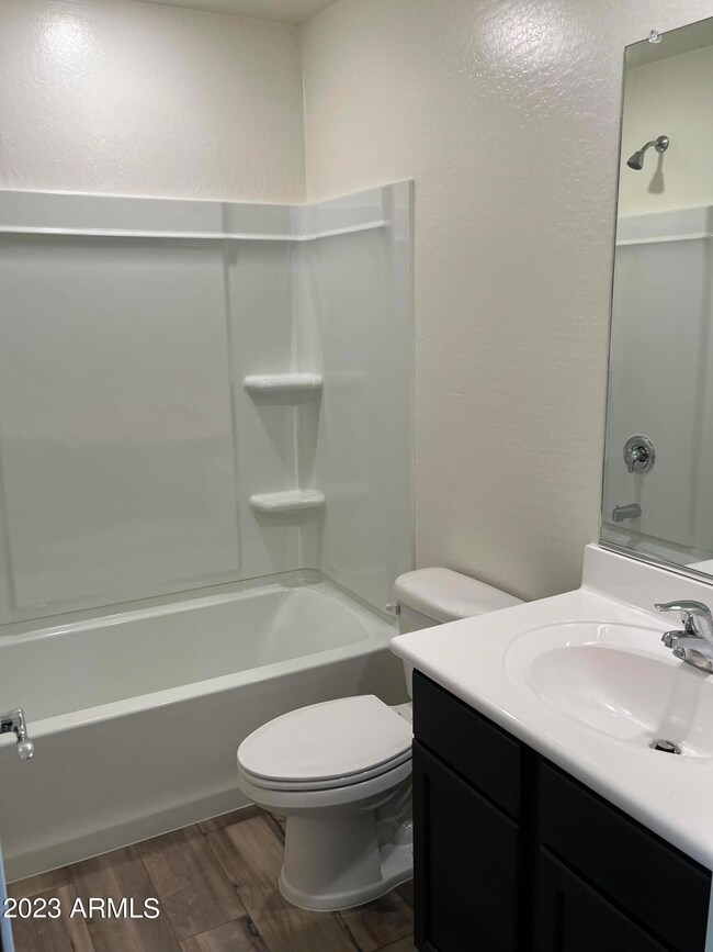 Taos-G Bath