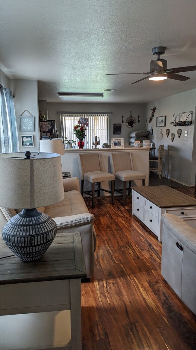 8723 Spurflower Path Ln, Houston, TX 77075 - photo 6