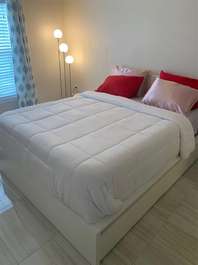 5140 Northridge Rd unit 204, Sarasota, FL 34238 - photo 4