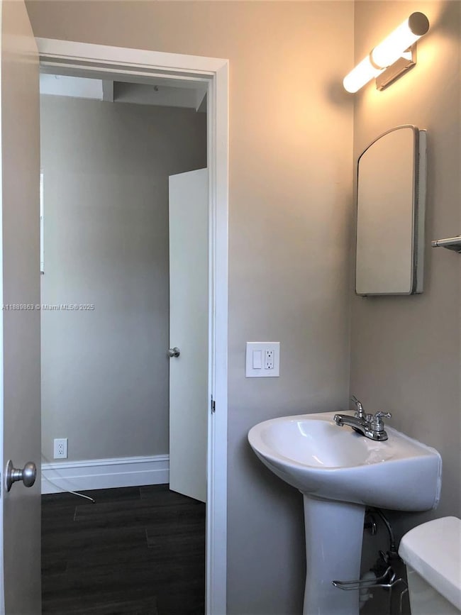 812 SW 16th Ct unit B Rear, Fort Lauderdale, FL 33315 - photo 7