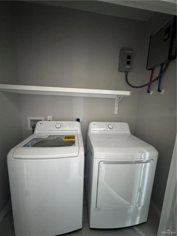 2109 Elsham Ave unit 4, Edinburg, TX 78539 - photo 5