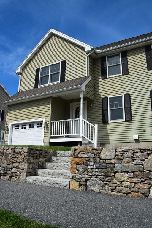 1 Ledgerock Way unit B, Acton, MA 01720 - photo 2