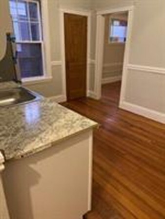 140 Savin Hill Ave unit 3R, Boston, MA 02125 - photo 3