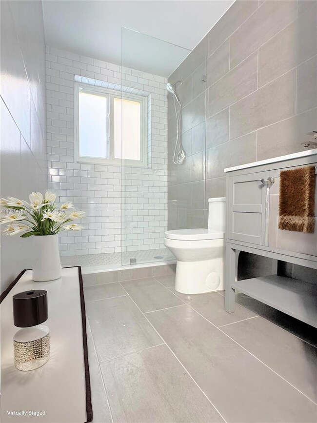 7325 Byron Ave unit 8, Miami Beach, FL 33141 - photo 6