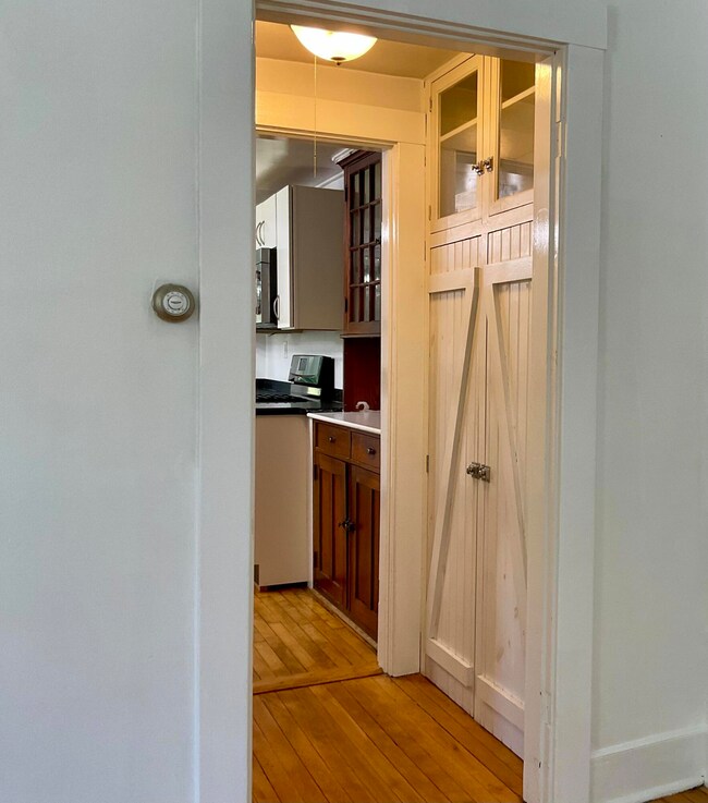 20 Oliver St, Bath, ME 04530 - photo 4