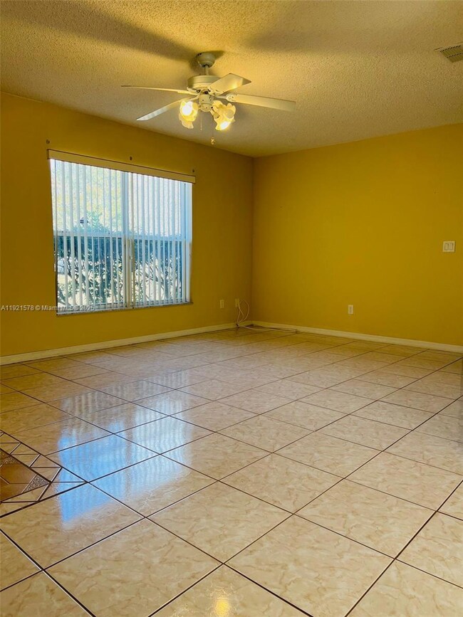 22058 SW Surf Blvd, Dunnellon, FL 34431 - photo 5