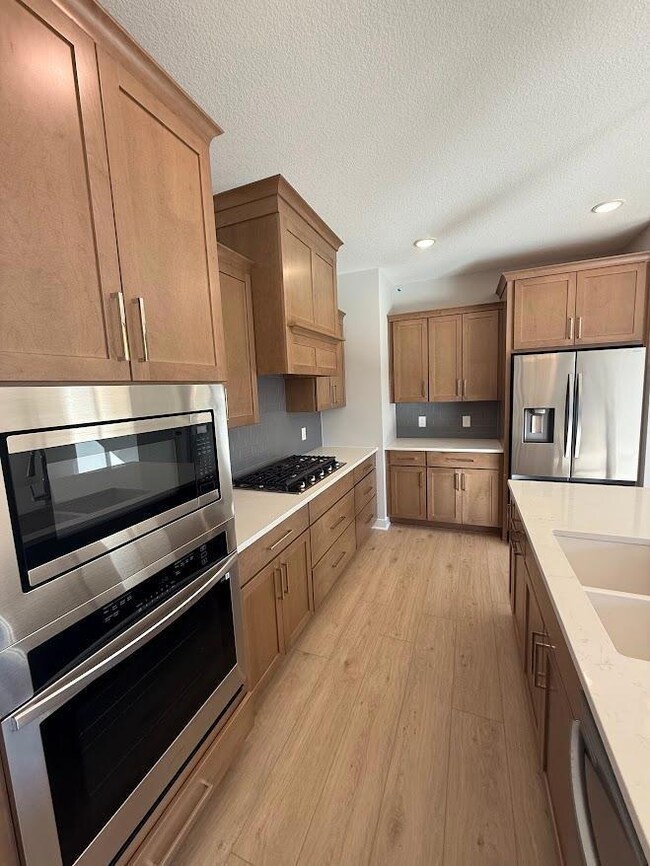 11833 35th St N, Lake Elmo, MN 55042 - photo 2