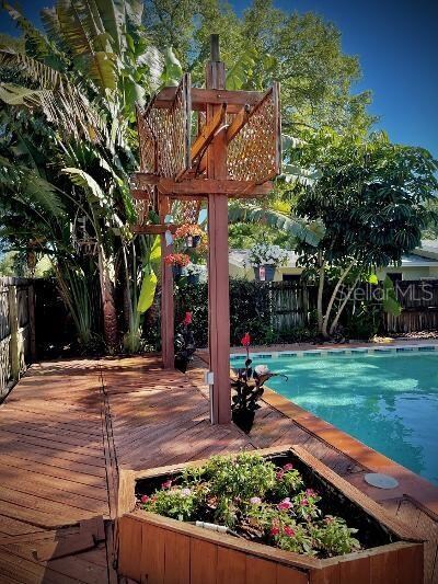 Pool area