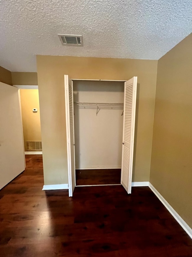 2092 S Sherwood Dr unit G52, Valdosta, GA 31602 - photo 7