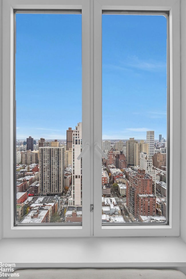 200 E 83rd St unit 30-B, New York, NY 10028 - photo 7