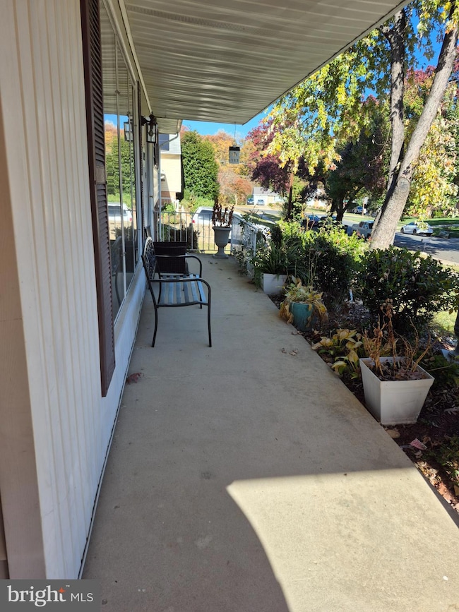 12512 Ofallon St, Silver Spring, MD 20904 - photo 3