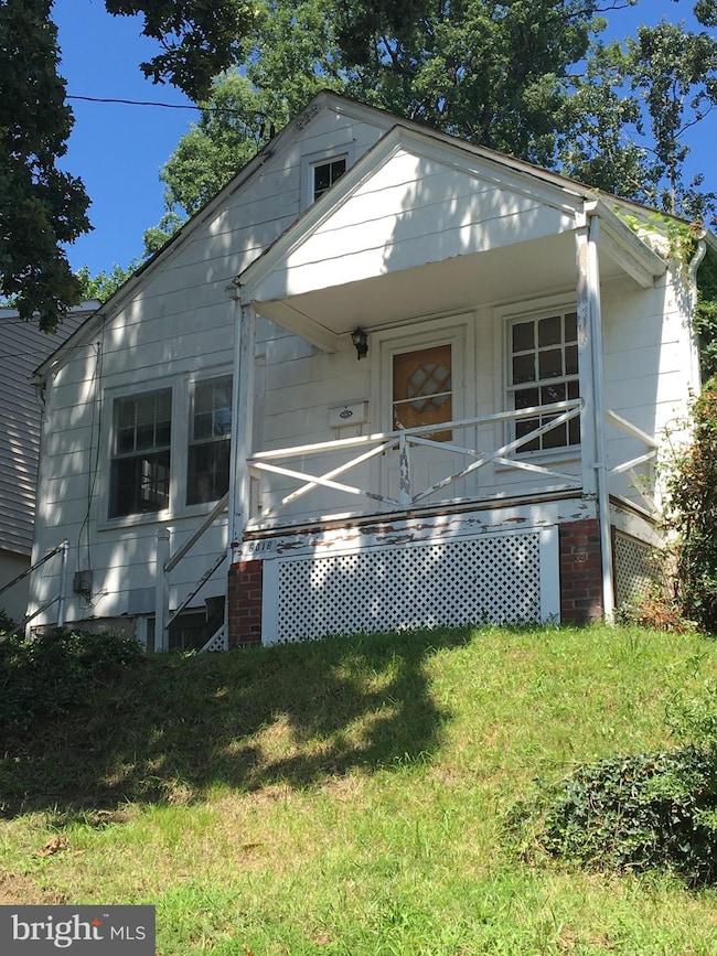 6018 Sheridan St, Riverdale, MD 20737 - photo 2