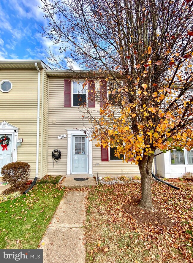 7784 Gateshead Ln, Manassas, VA 20109 - photo 3