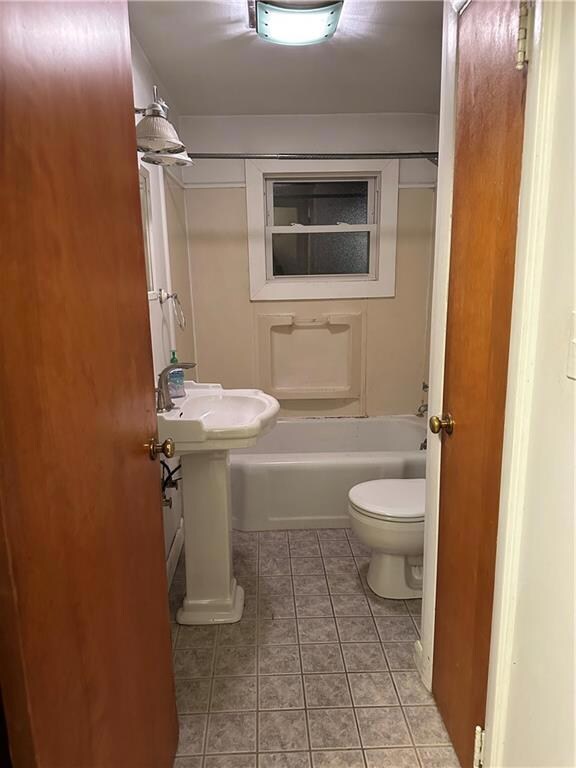 58 Yellowstone Ave, Warwick, RI 02888 - photo 7