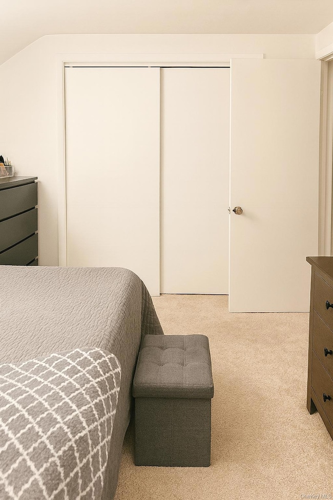 10 Village Ln, Selden, NY 11784 - photo 4