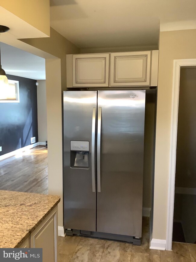 3402 Pinewood Ave, Baltimore, MD 21206 - photo 7