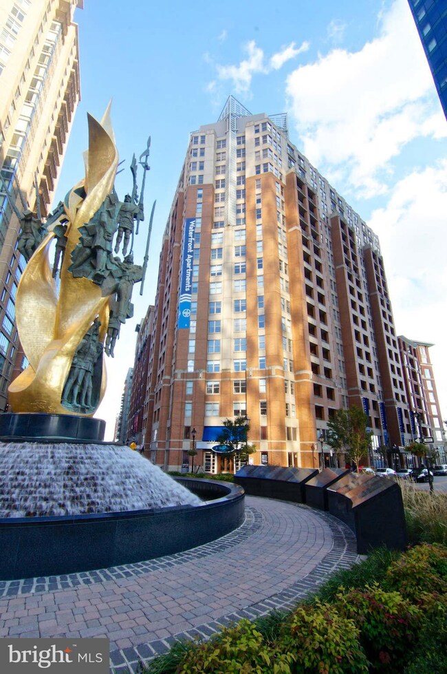 717 President St unit 702, Baltimore, MD 21202 - photo 2