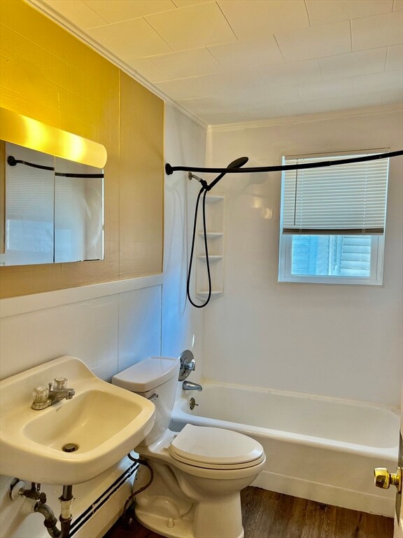 8 Felton St, Hudson, MA 01749 - photo 5