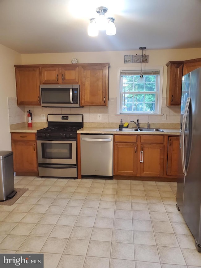 224 W Ridley Ave, Norwood, PA 19074 - photo 5