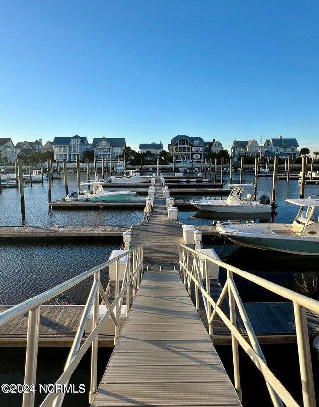 C dock