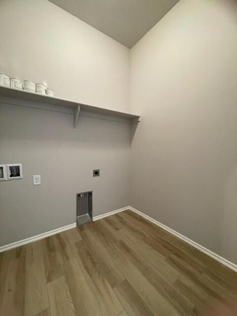 Clothes washing area with washer hookup, electric 