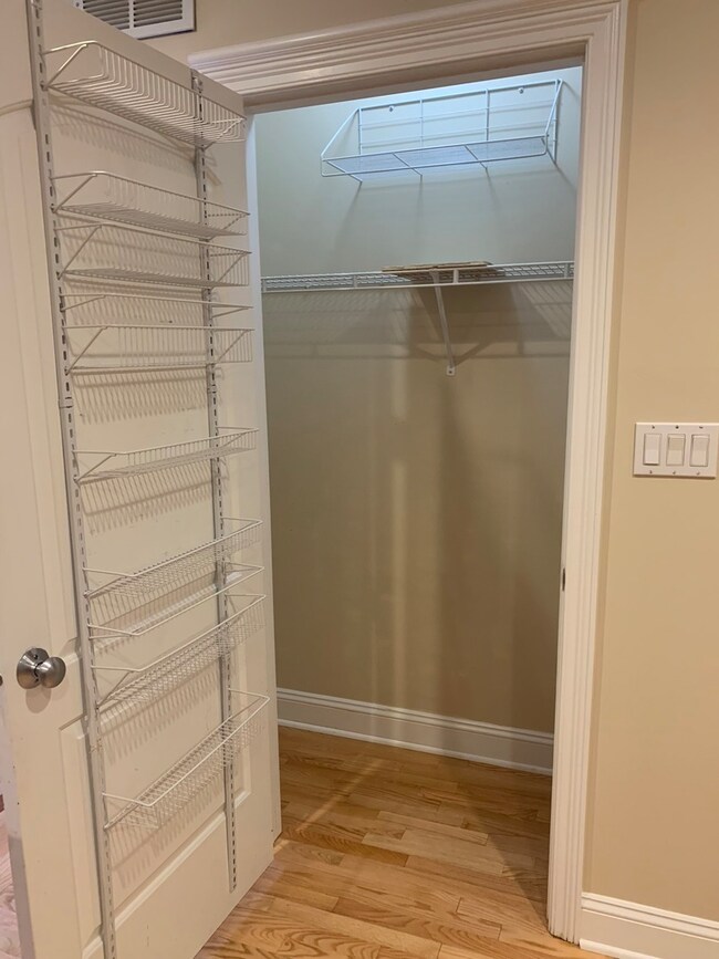 1063 N Paulina St unit 1, Chicago, IL 60622 - photo 7