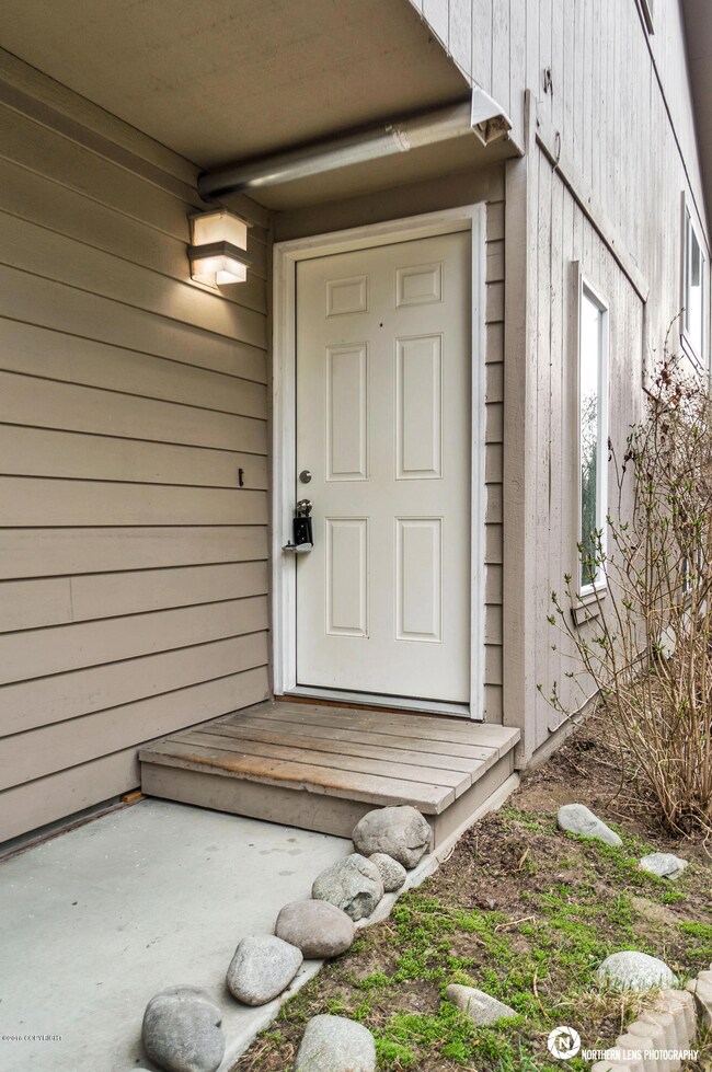 12_EntranceExterior