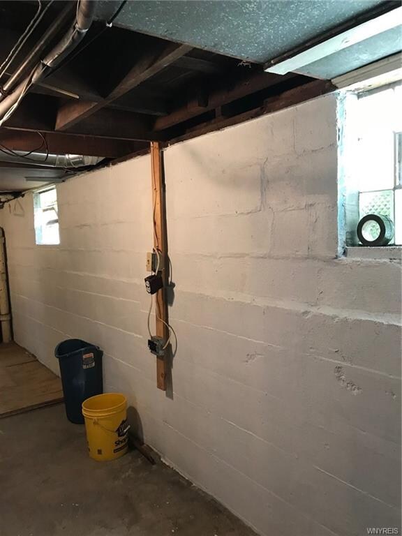 161 Stenzil St, North Tonawanda, NY 14120 - photo 7