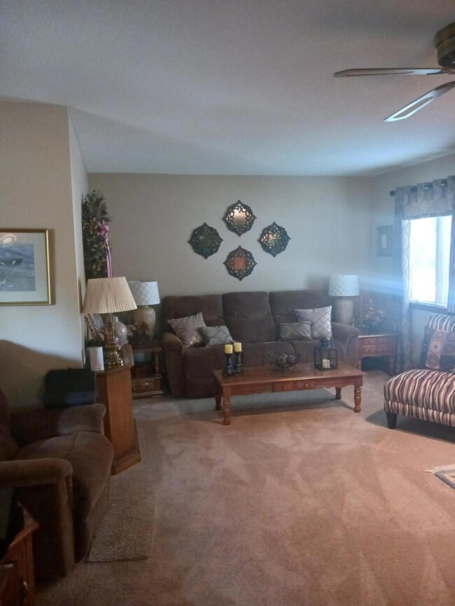 1743 Sherry Lee Dr, Lima, OH 45807 - photo 6