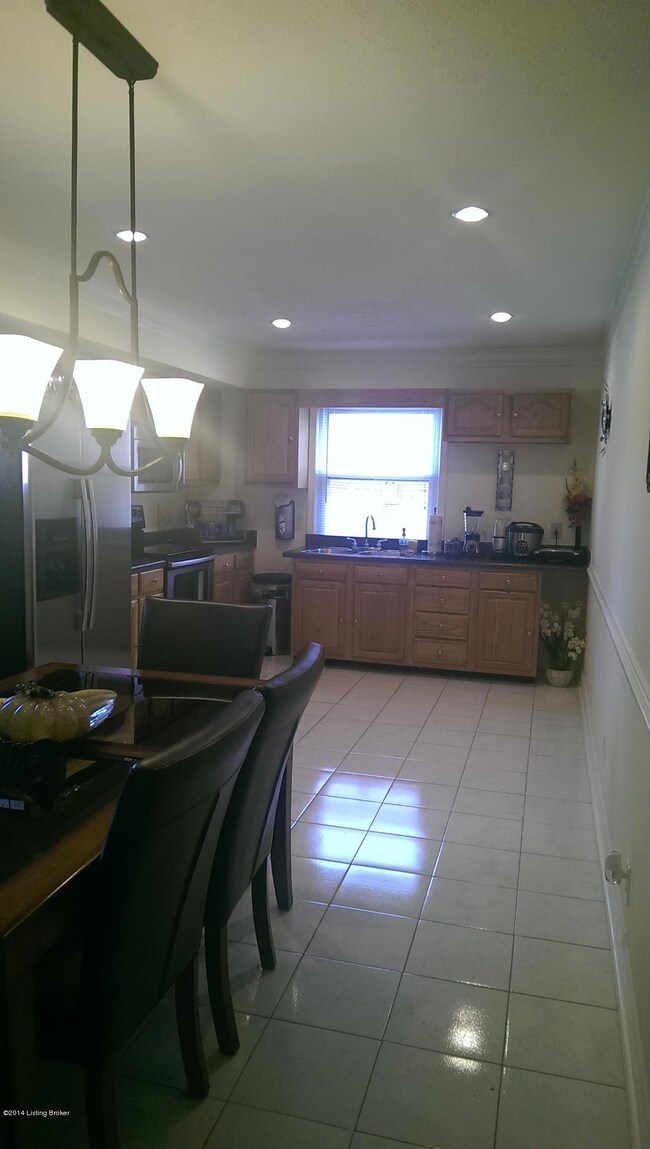 8203 Casualwood Way, Louisville, KY 40291 - photo 3