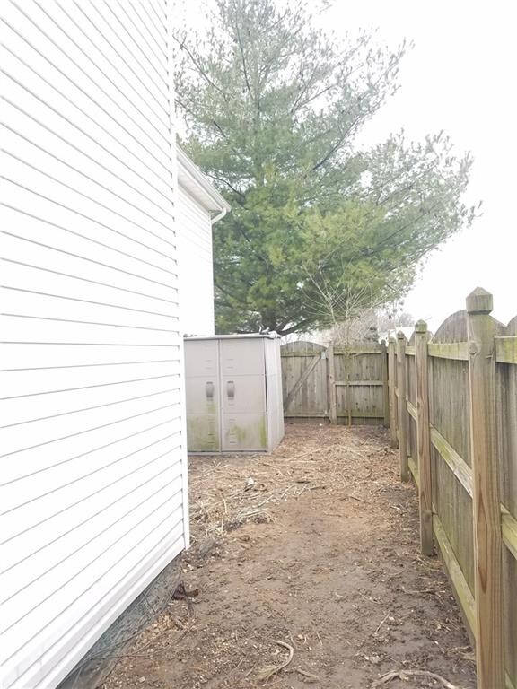 514 W 5th St, Anderson, IN 46016 - photo 2