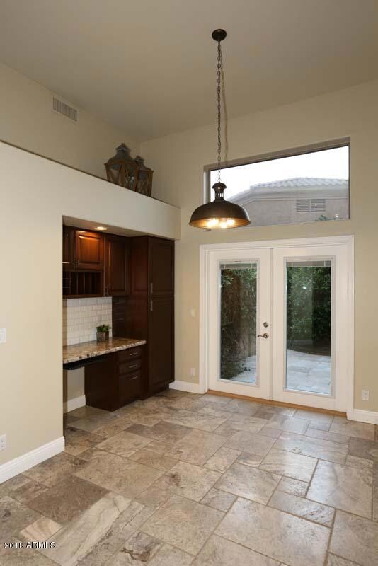 Breakfast Nook