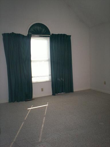 801 Isaac Shelby Cir E, Frankfort, KY 40601 - photo 4