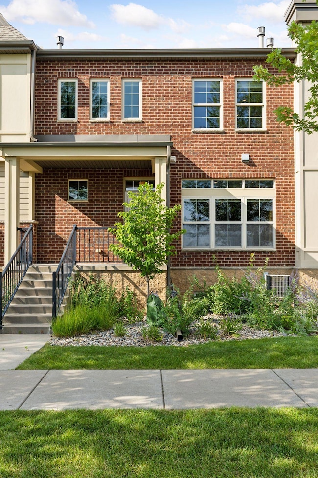 12274 Lakeview Dr N, Maple Grove, MN 55369 - photo 3