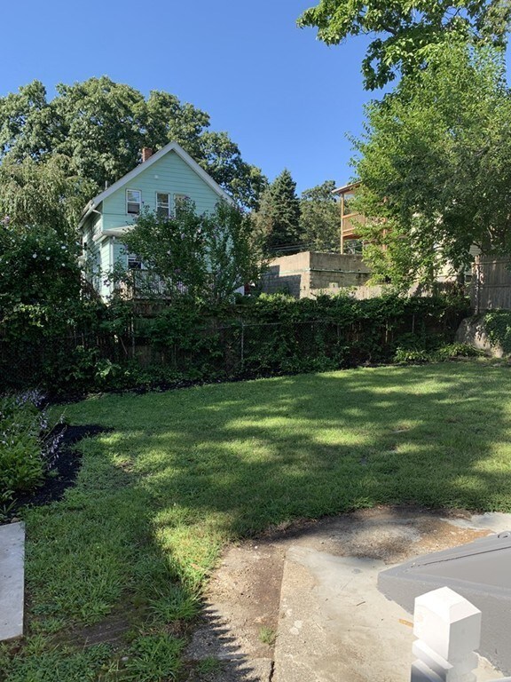 11 Ruskindale Rd, Mattapan, MA 02126 - photo 3