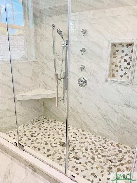 335 E 54th St, Savannah, GA 31405 - photo 3