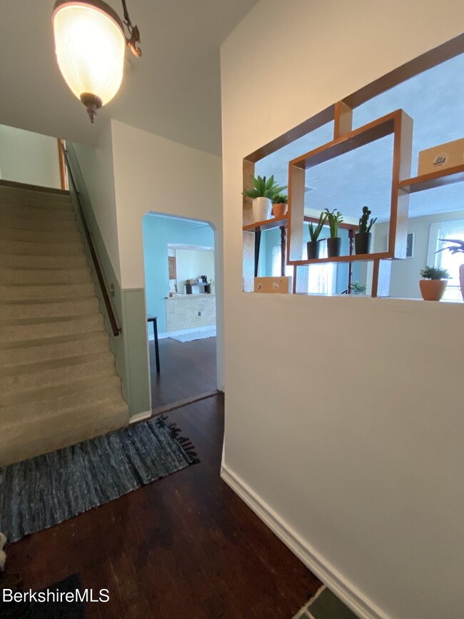 27 Forrest St unit 29, North Adams, MA 01247 - photo 4